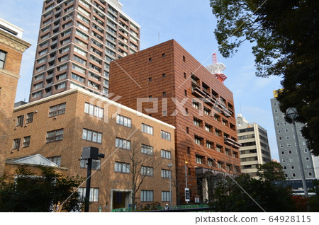 Yokohama Naka Ward Office in front of Yokohama Stadium Yokohama Naka Ward Office in front of Yokohama Stadium 64928115