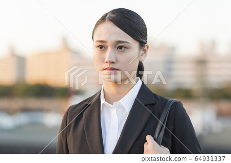 新生婦女 64931337