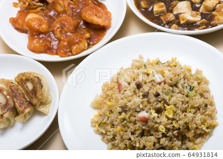 Fried rice Fried rice 64931814