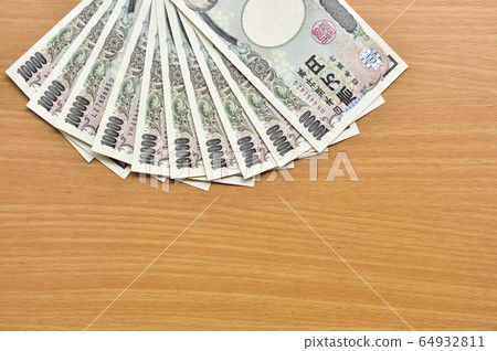 [通用100,000日元！利益支付圖像]應對新的冠狀病毒傳染病的措施。緊急申報補助費 64932811