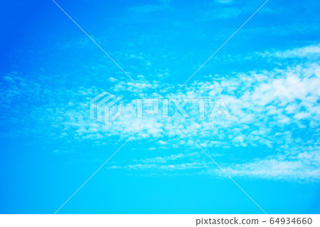 Sea of clouds 64934660