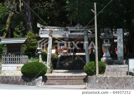 七ag神社的鳥居 64937252