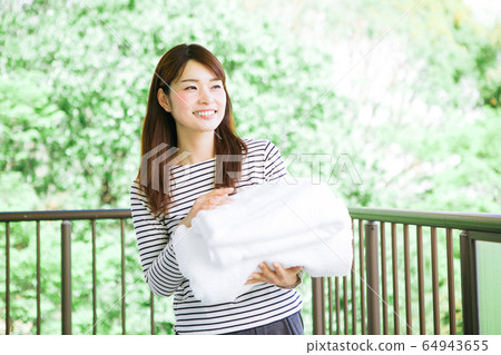 洗過的女士們 洗過的女士們 64943655