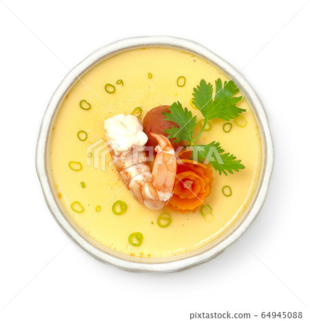 Steamed Egg with Shrimps, tomato and Carrot 64945088