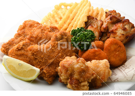 Fried chicken chicken platter 64946085
