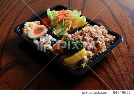 炸雞午餐 64949631