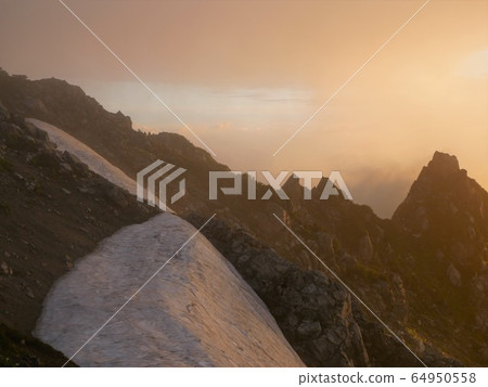 水晶日出 水晶日出 64950558