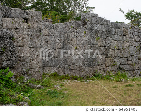 Okinawa, a tropical paradise reminiscent of the Middle Ages Okinawa, a tropical paradise reminiscent of the Middle Ages 64951405