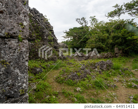 沖繩，讓人聯想起中世紀的熱帶天堂 64951411