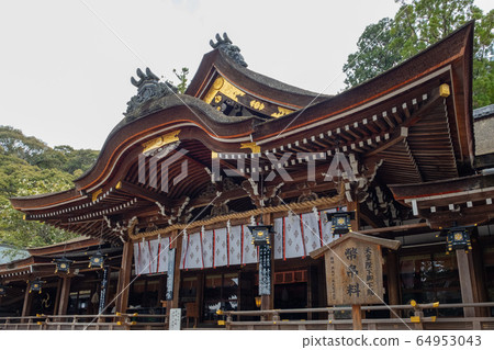Nara Daigaku Shrine 64953043
