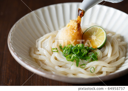 Sanuki Udon 64958737