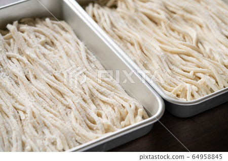 Sanuki Udon Noodles Sanuki Udon Noodles 64958845