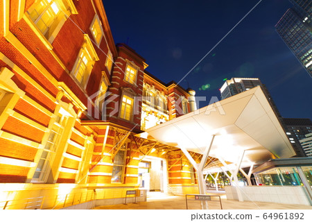 Scenery in front of Marunouchi station in Tokyo station Scenery in front of Marunouchi station in Tokyo station 64961892