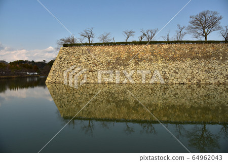 姬路城內護城河 64962043