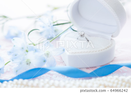 Wedding engagement ring Wedding engagement ring 64966242