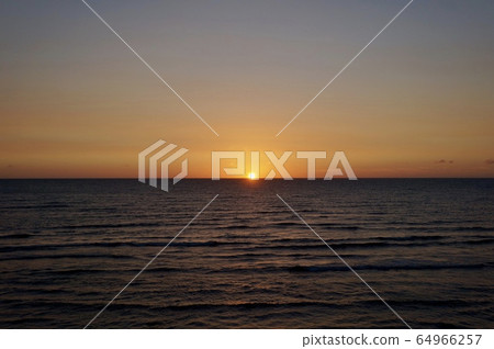 台灣西部夕陽 64966257