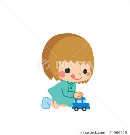 小女孩玩迷你車 小女孩玩迷你車 64966929