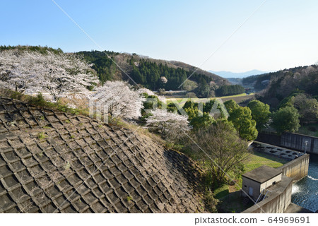 Iida Dam 2020-4-4 # 5 Iida Dam 2020-4-4 # 5 64969691