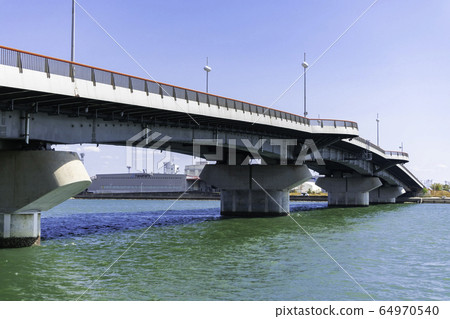 Tamashima Harbor Bridge, Kurashiki City, Okayama Prefecture 64970540