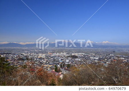 Overlooking the city of Suzaka, Nagano Prefecture Overlooking the city of Suzaka, Nagano Prefecture 64970679
