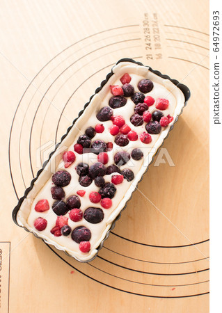 Cake dough preparation 64972693