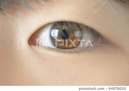 眼睛向上 眼睛向上 64976020