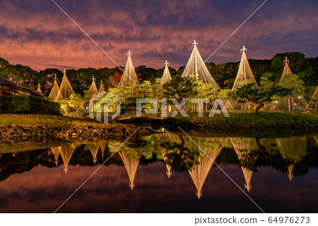 Aichi Prefecture, Nagoya City, Shirotori Garden, snow-capped evening view, illuminated autumn leaves 64976273