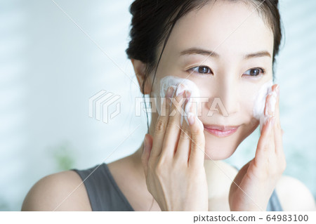 女性洗面奶 女性洗面奶 64983100