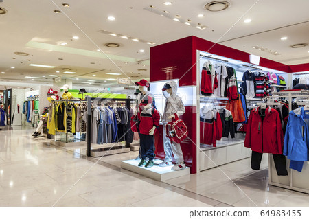 百貨商店 百貨商店 64983455