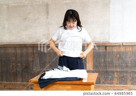 Girls dress changing outlet images