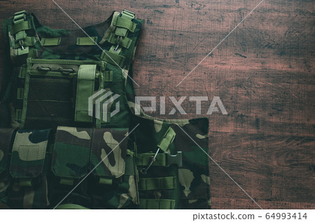 林地迷彩防彈衣 64993414