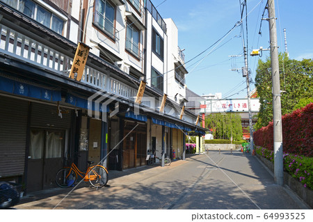 台東區淺草的花敷大街購物街 64993525