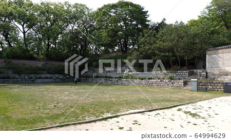 Spring changdeokgung Spring changdeokgung 64994629