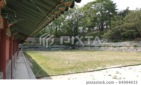 Spring changdeokgung Spring changdeokgung 64994633