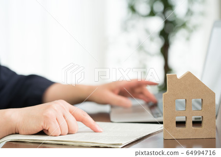 Image online Image online 64994716