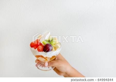 手工水果凍糕甜點形象 手工水果凍糕甜點形象 64994844