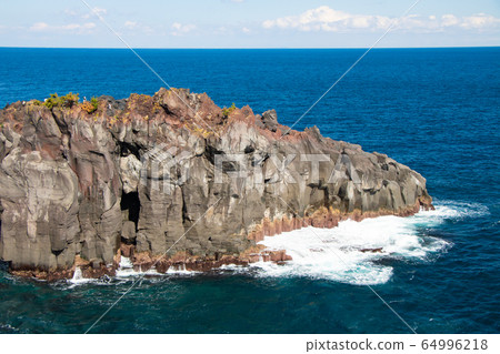 城崎海岸海崖 64996218