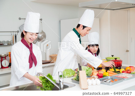 Chef cook workplace experience cooking cooking class cooking family 64997327