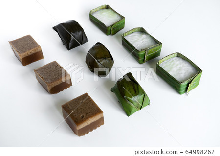 Malaysian food. chocolate jelly, kuih koci, and 64998262