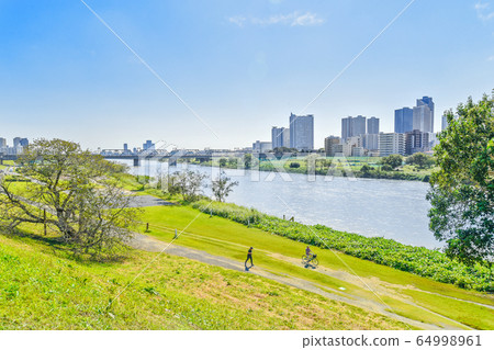 多摩川 64998961