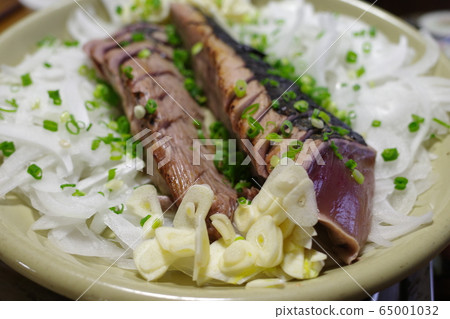Japanese delicious bonito seared Japanese delicious bonito seared 65001032