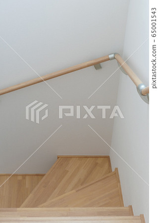 室內樓梯著陸 室內樓梯著陸 65001543