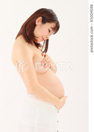孕婦懷孕9個月 孕婦懷孕9個月 65004086