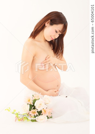 孕婦懷孕9個月 65004101