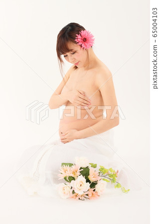 孕婦懷孕9個月 孕婦懷孕9個月 65004103