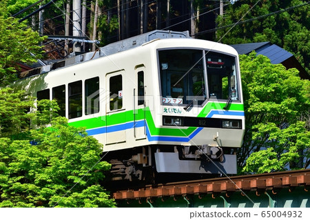 鐵路Eizan Electric鐵路Eden Aiden新鮮的綠色夏天初夏Kurama Kibune 鐵路Eizan Electric鐵路Eden Aiden新鮮的綠色夏天初夏Kurama Kibune 65004932