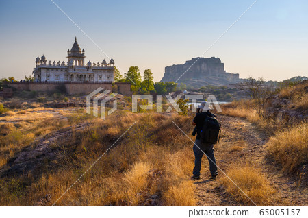 Photographer capturing view of Mehrangarh fort in Jodphur India 65005157