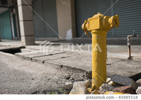 Yellow fire hydrant outdoor Yellow fire hydrant outdoor 65005518