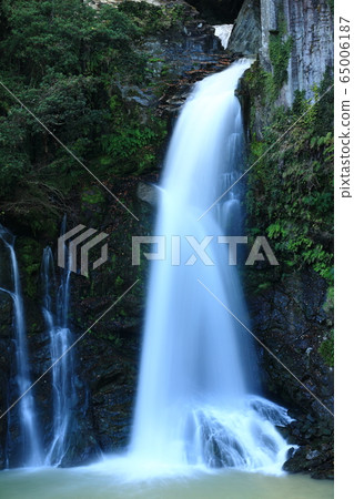 Kawazu Nanadaru Otaki 65006187