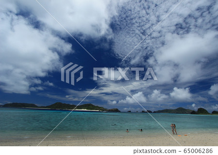 藍色的海，天空沖繩海 65006286